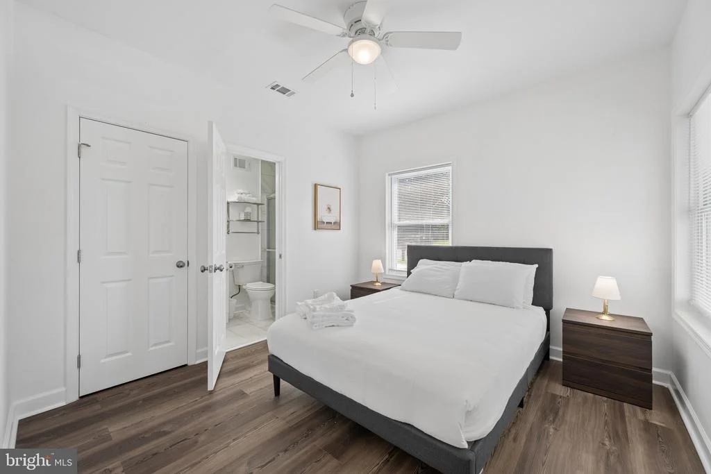 Photo of 456 DEALE ROAD