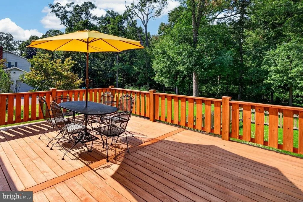 Photo of 4294 WOLF HILL DRIVE
