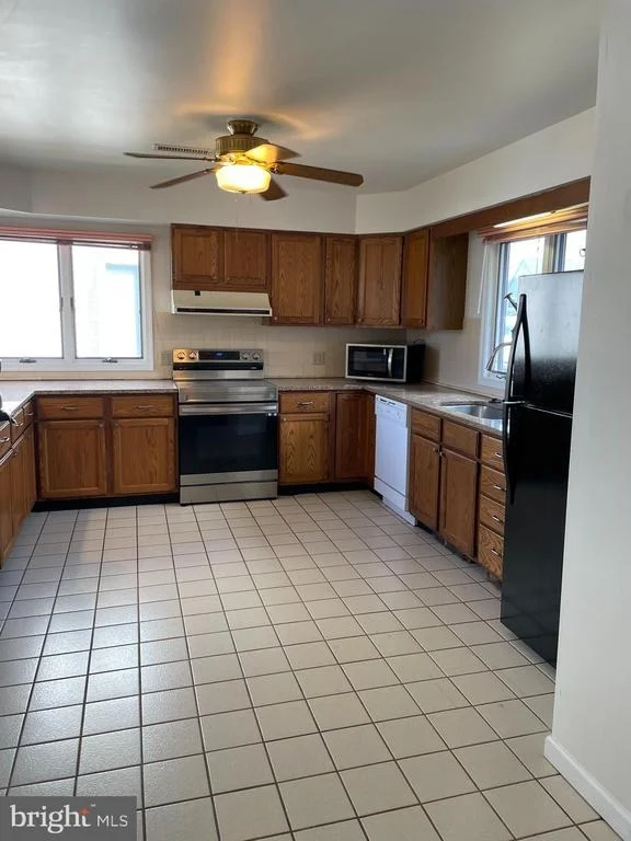 Photo of 19 PINTAIL DRIVE