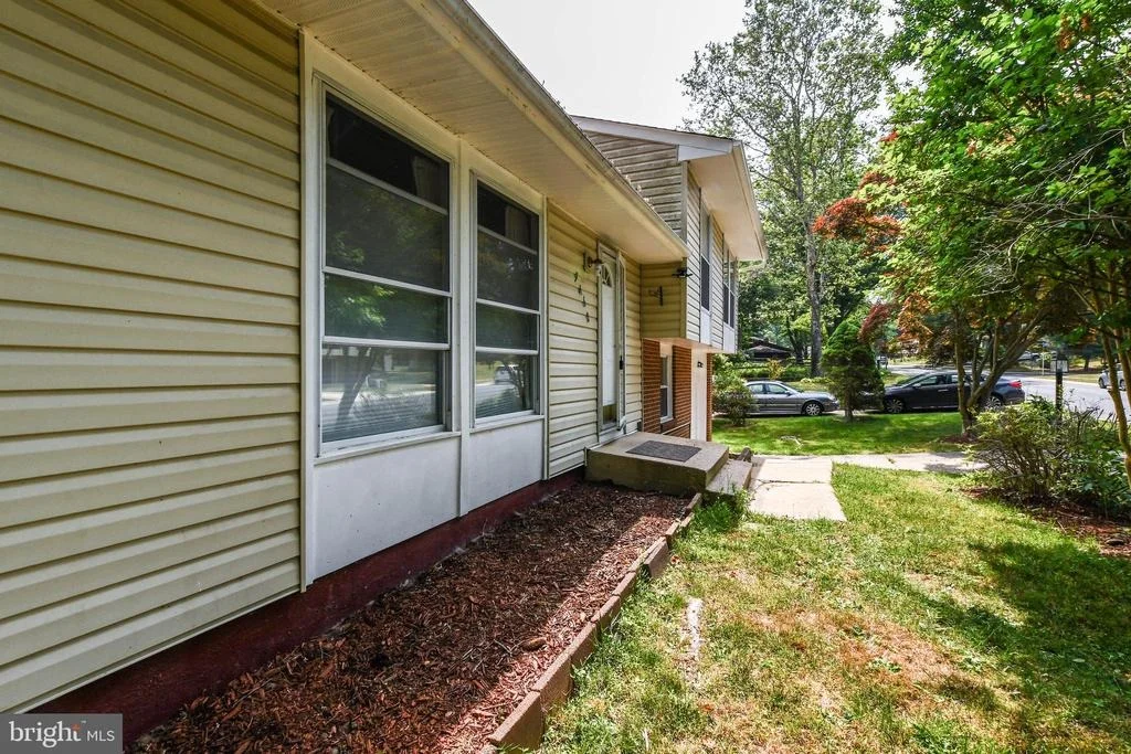 Photo of 9460 WANDERING WAY