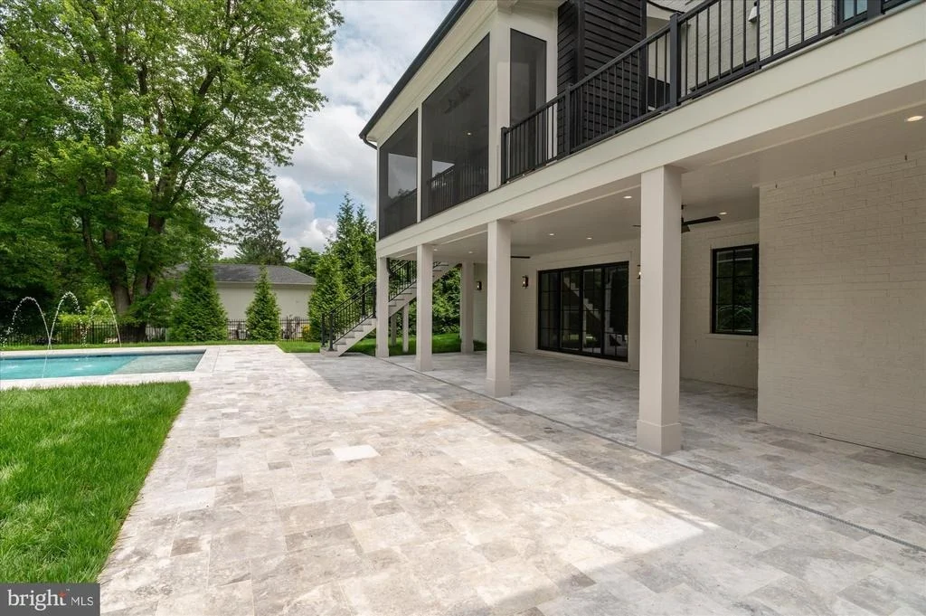 Photo of 8912 GALLANT GREEN DRIVE