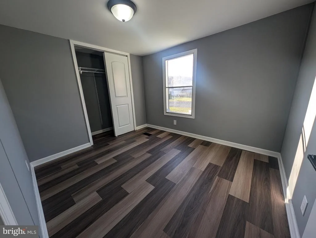 Photo of 230 POCLAIN