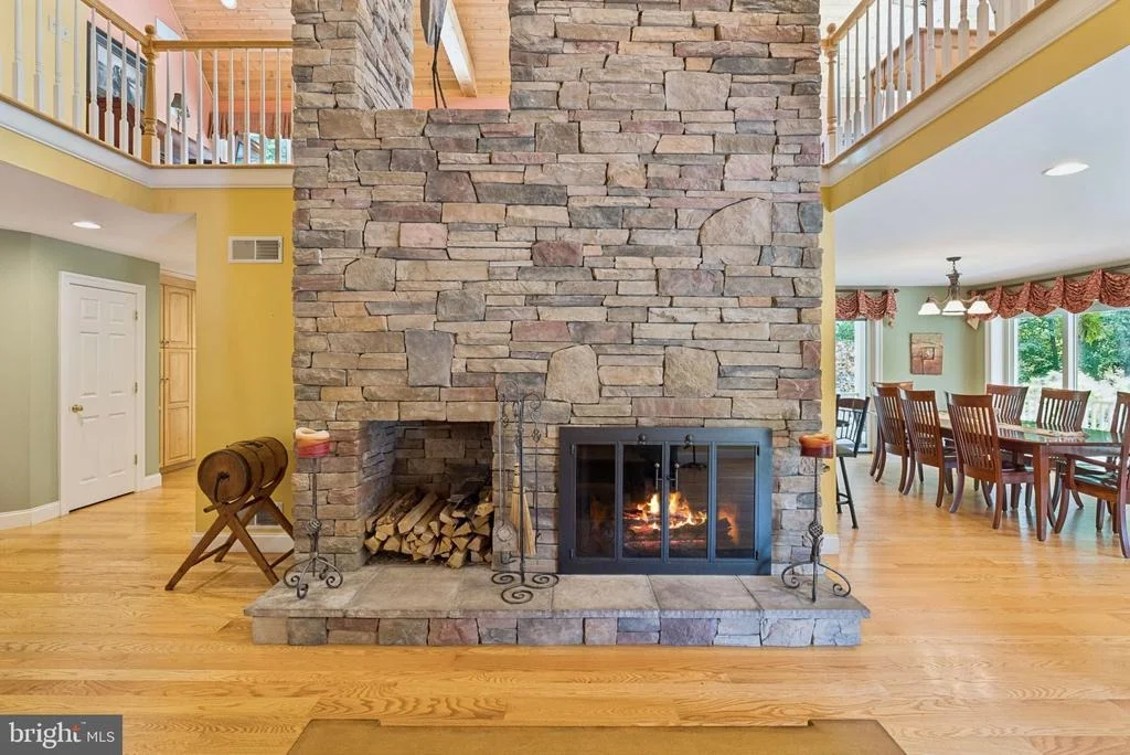 Photo of 21042 MILLERS MILL ROAD