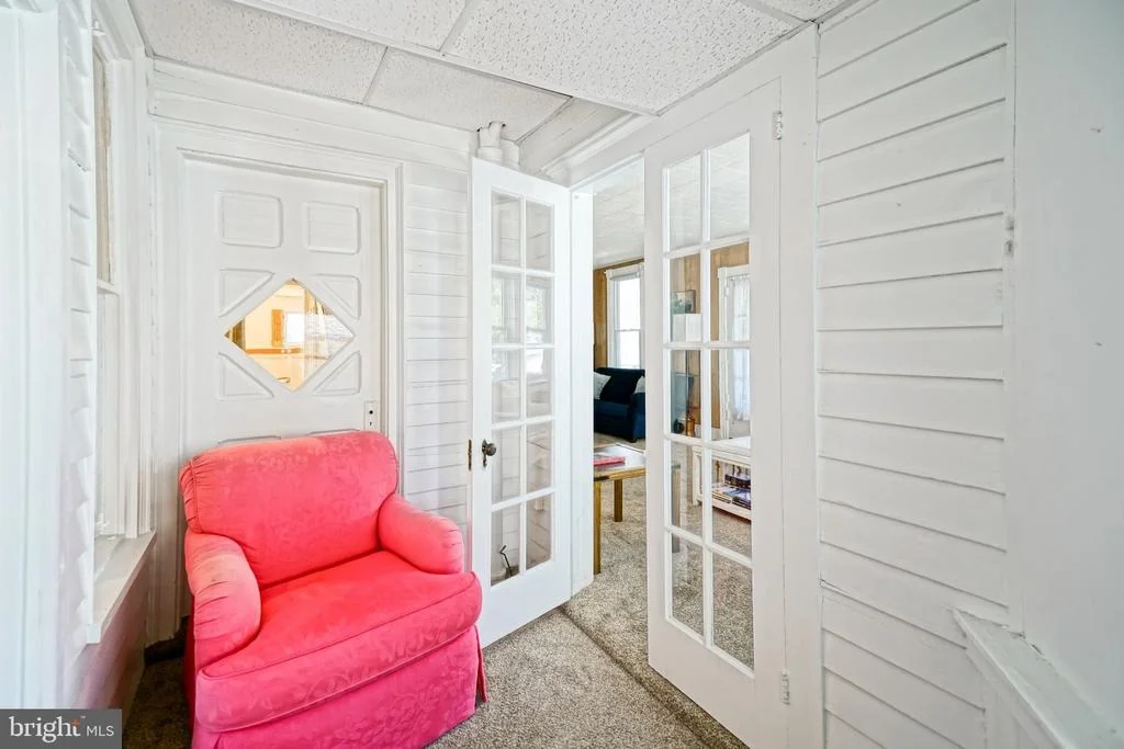 Photo of 18 DELAWARE AVENUE