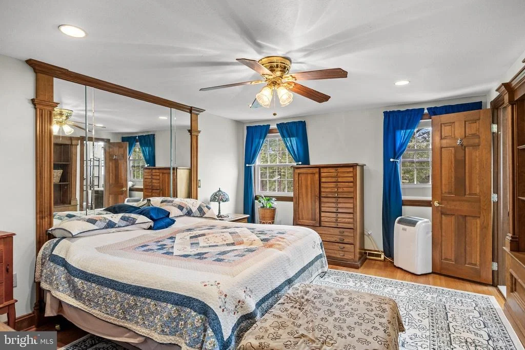 Photo of 52 SUNSET DRIVE