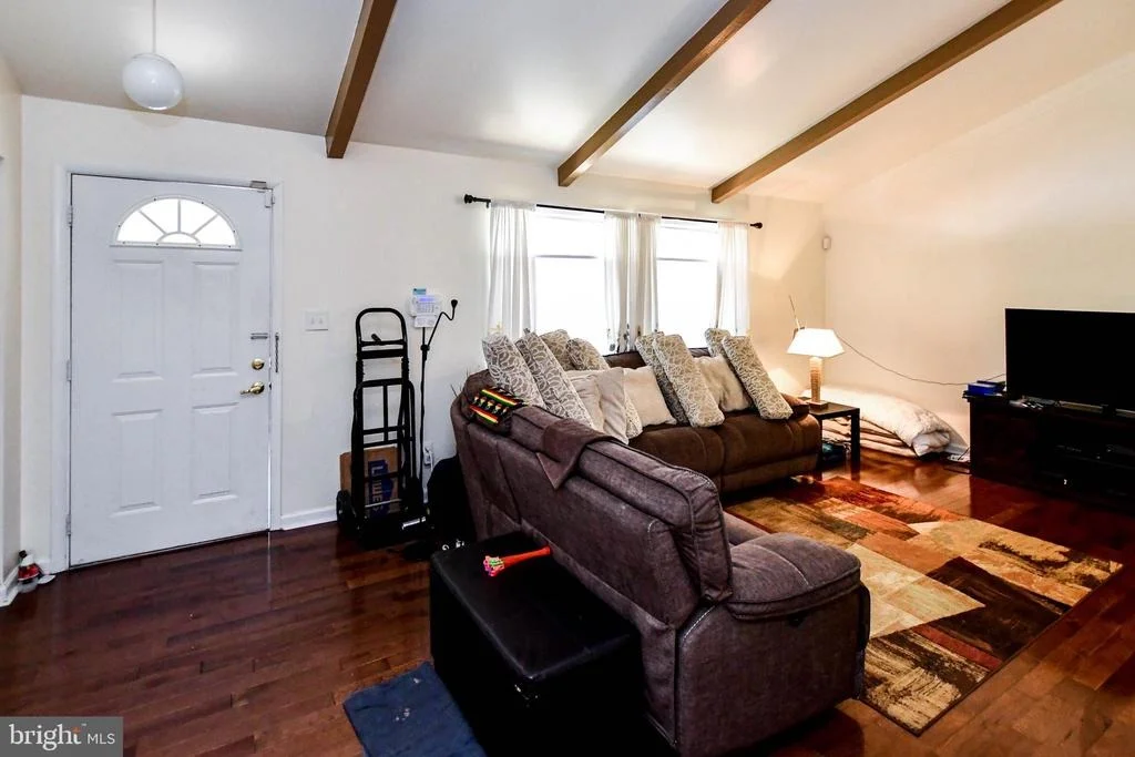 Photo of 9460 WANDERING WAY