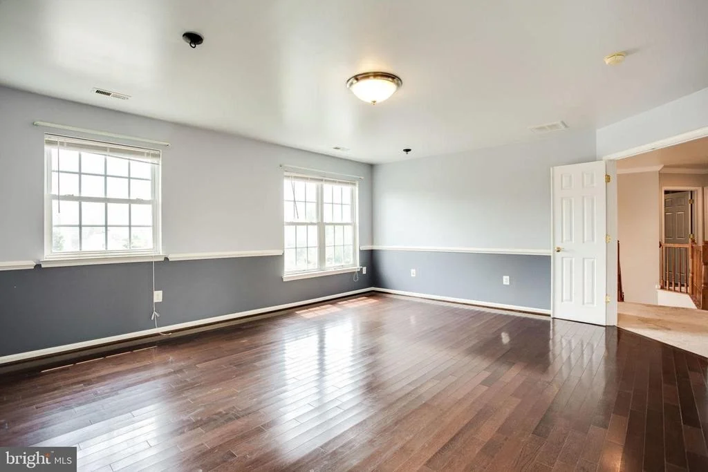 Photo of 9209 RAINBOW FALLS DRIVE