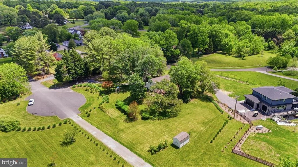 Photo of 3479 SAVANNAH DRIVE