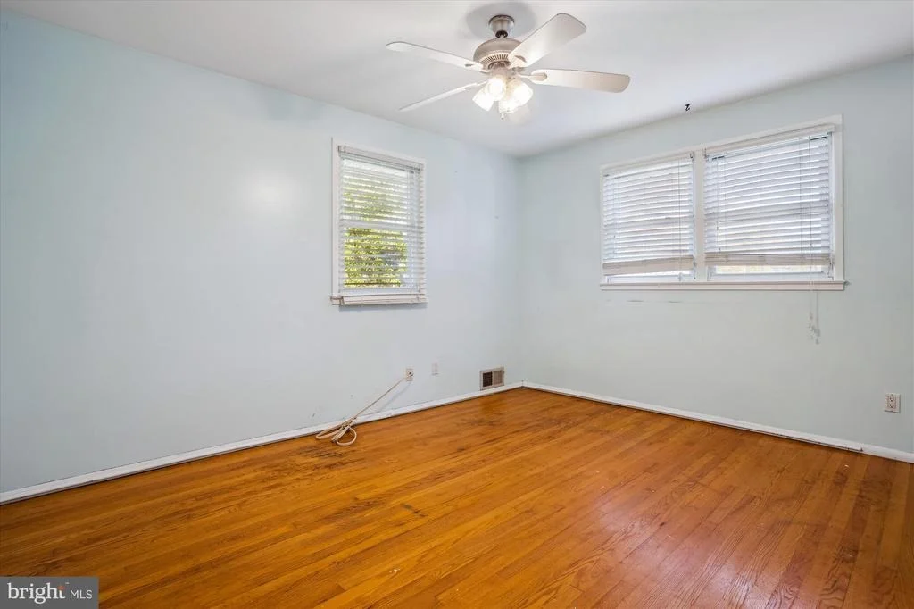 Photo of 5406 NUTTING DRIVE