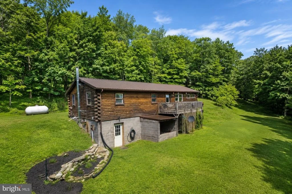 Photo of 2189 TABLE ROCK ROAD