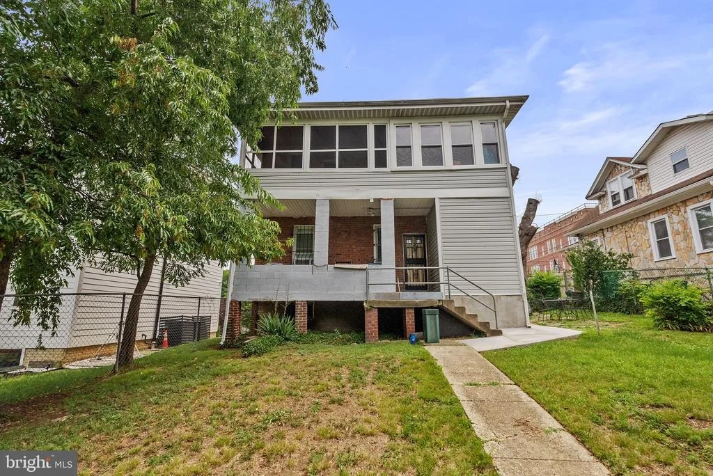 Photo of 1609 30TH STREET SE