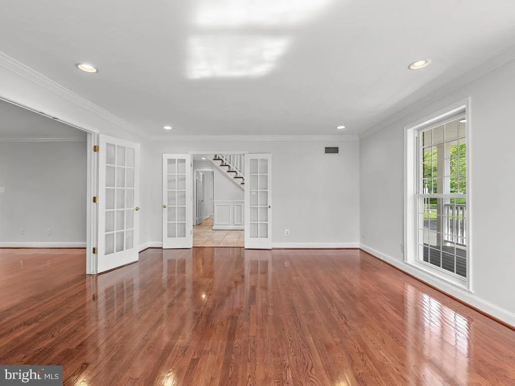 Photo of 3713 QUEEN MARY DRIVE