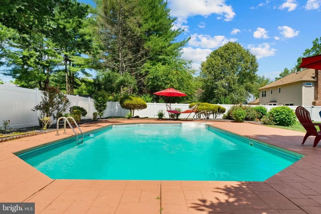 Photo of 1 W CARTWRIGHT DRIVE