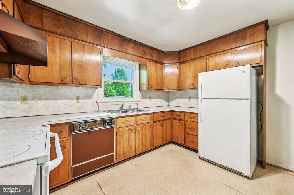 Photo of 707 MIDWAY DRIVE