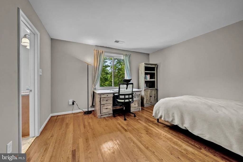 Photo of 1077 SPRING HILL ROAD