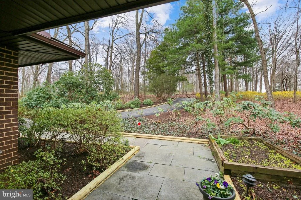 Photo of 8015 GOODHURST DRIVE