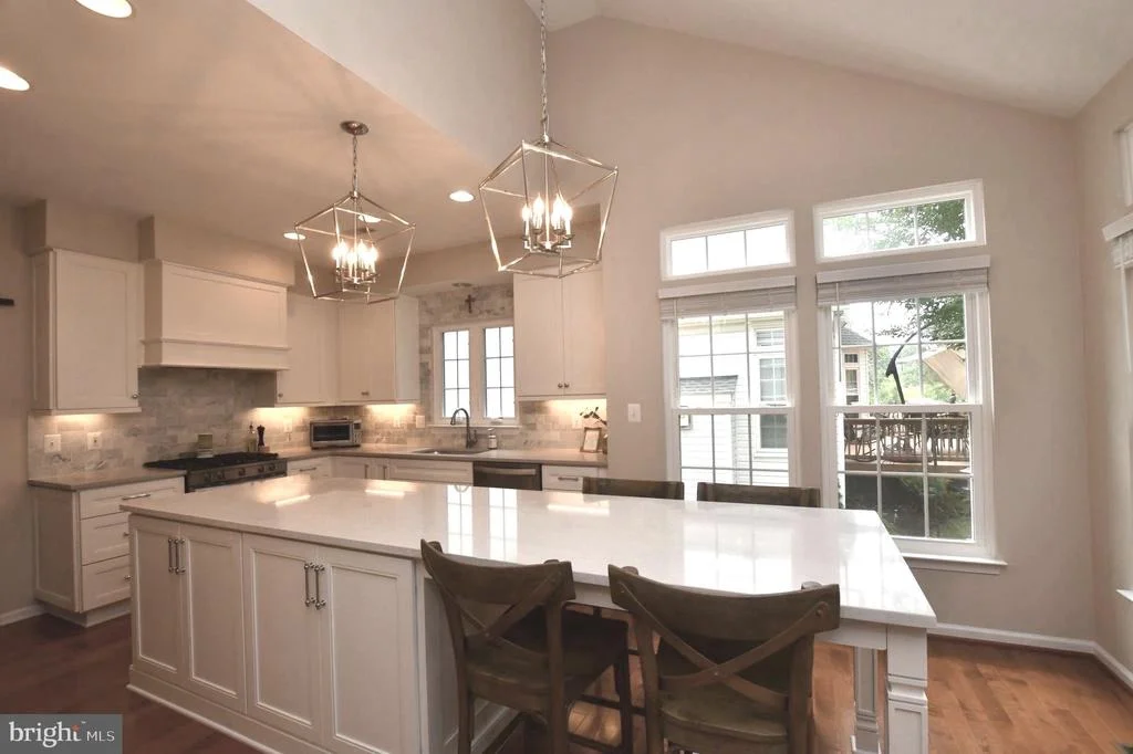 Photo of 8100 LANDFALL COURT