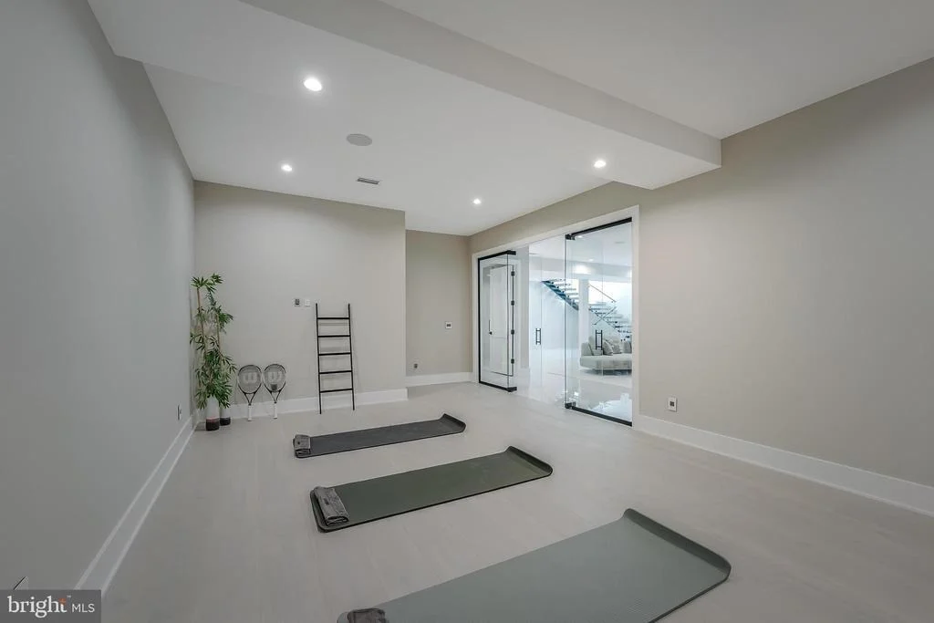 Photo of 7841 OLD DOMINION DRIVE