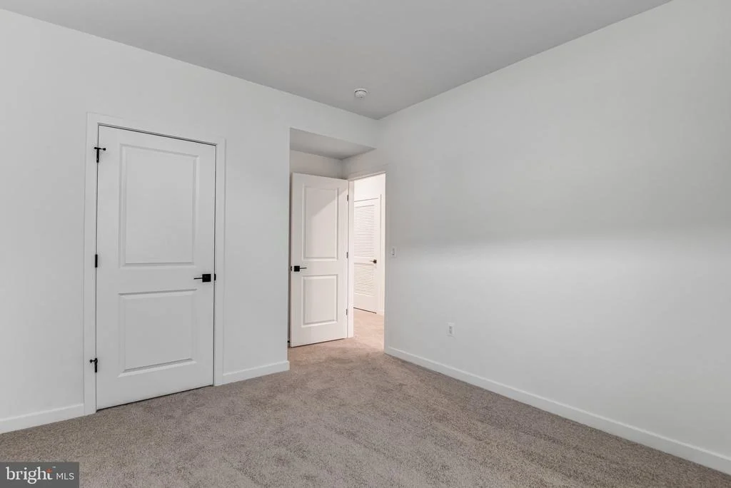 Photo of 2063 SPRINGVALE DRIVE