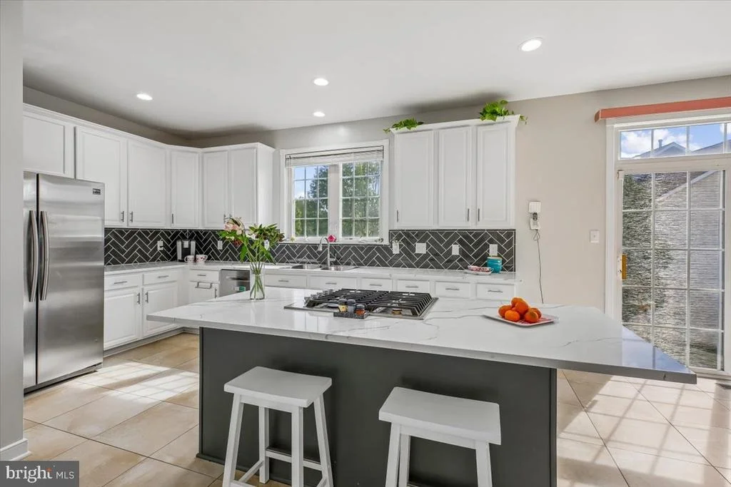 Photo of 10610 OUTPOST DRIVE