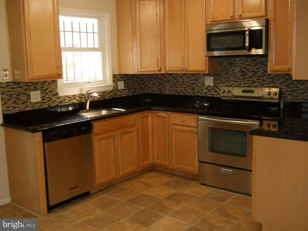 Photo of 7029 CANYON DRIVE