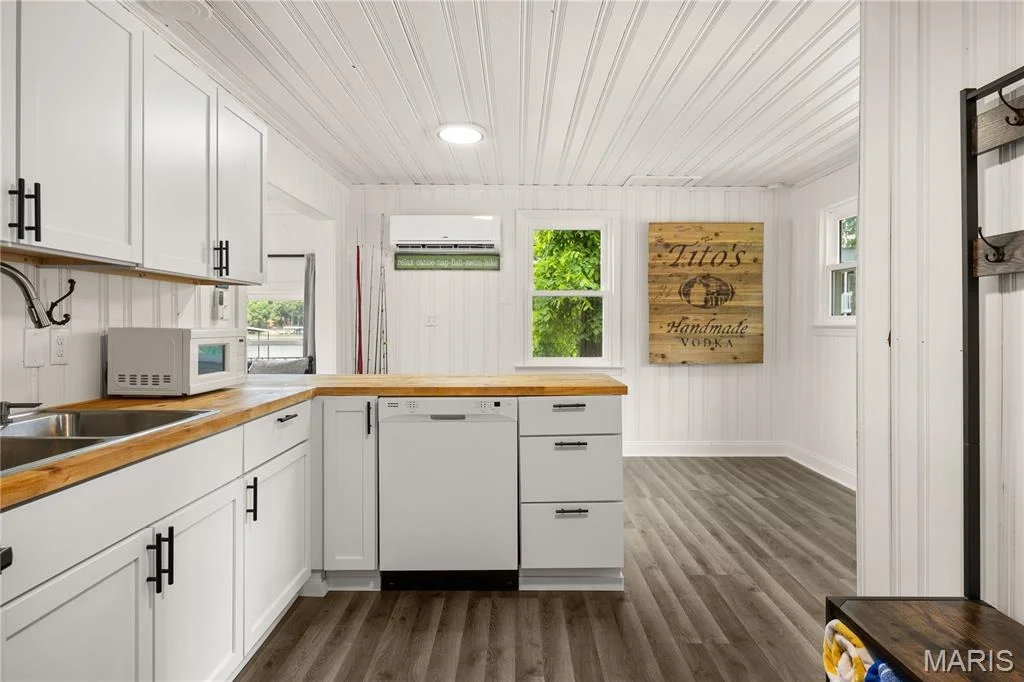 Photo of 37 Rub Jean Drive
