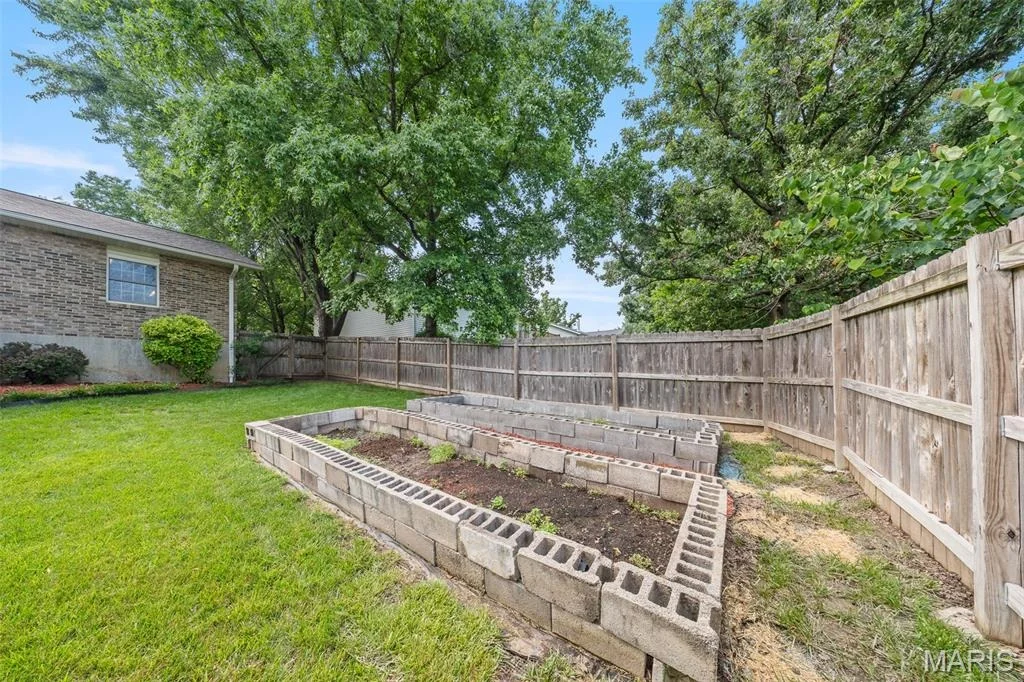 Photo of 905 Cypress Drive