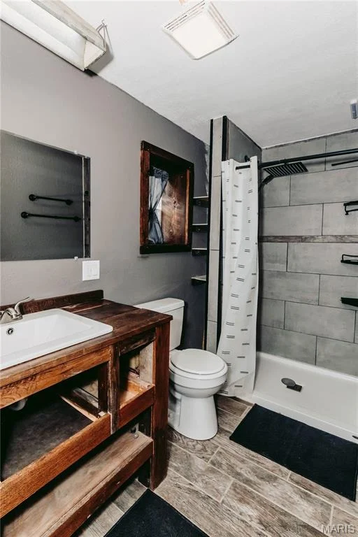 Photo of 40190 Dandelion Road