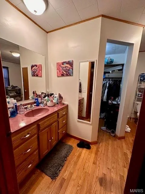 Photo of 123 E 3rd Street