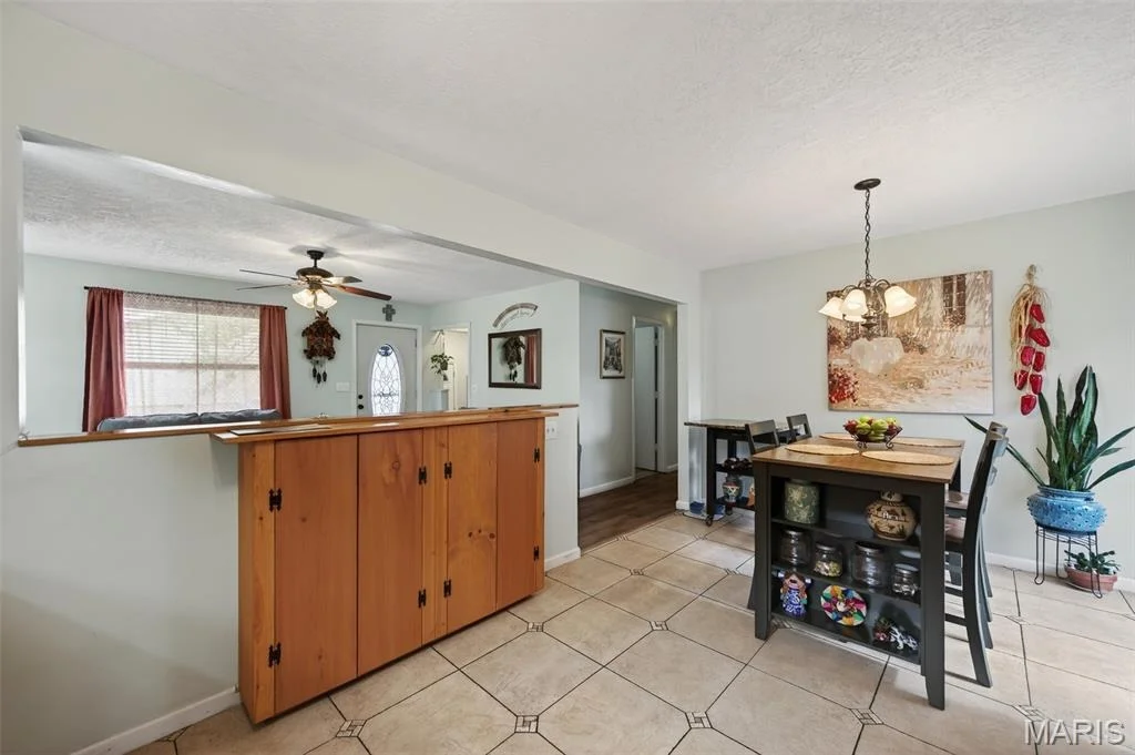 Photo of 632 Willow Lane