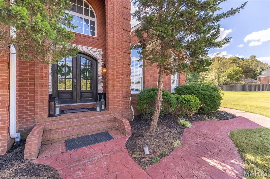 Photo of 902 Paradise Lane