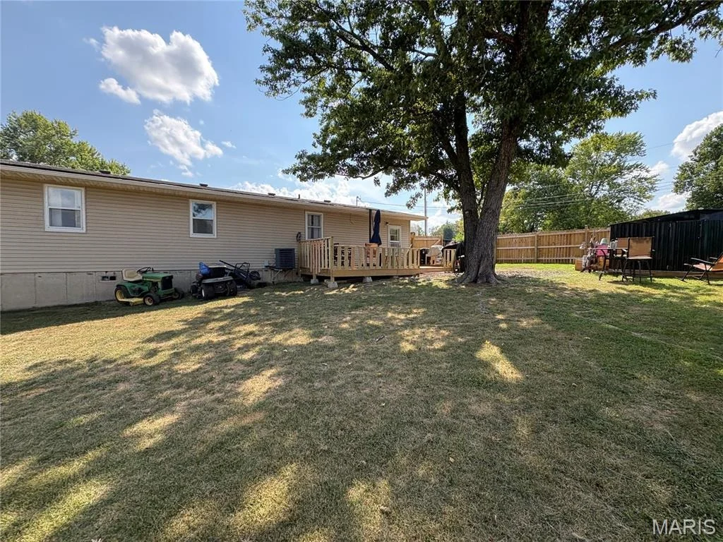 Photo of 1106 W Acuff Street