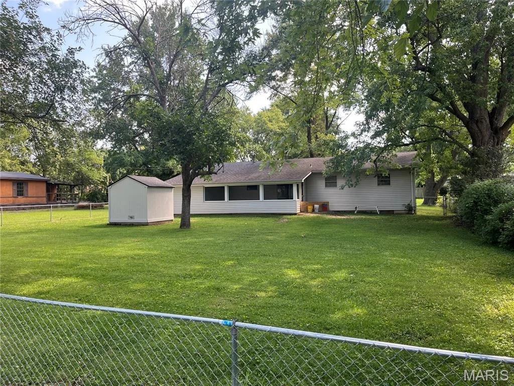 Photo of 121 Richmond Drive