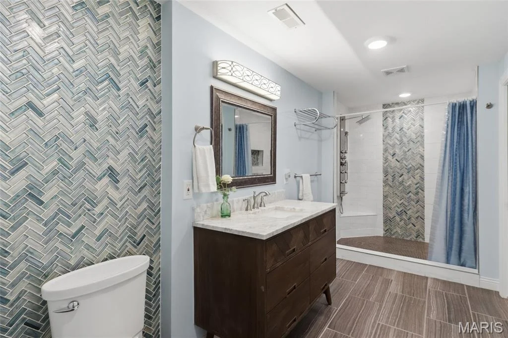 Photo of 209 Cameo Point
