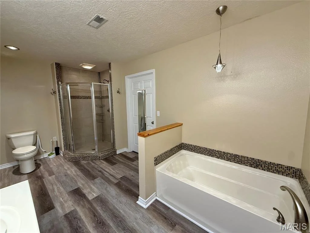 Photo of 7584 Private Road 2453