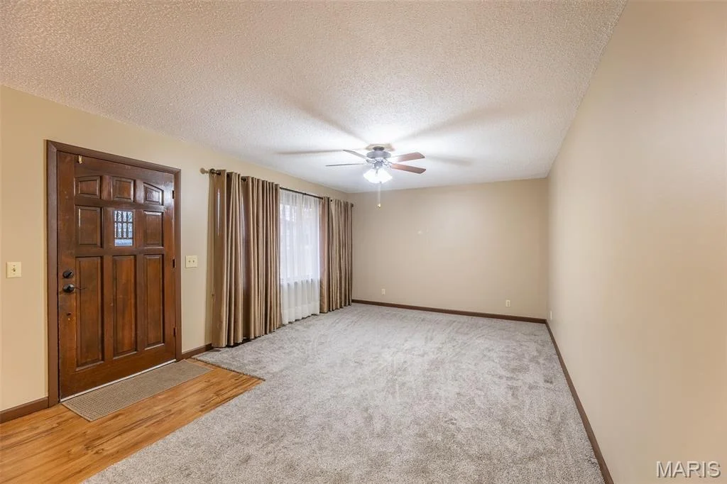 Photo of 2855 Lakeside Drive