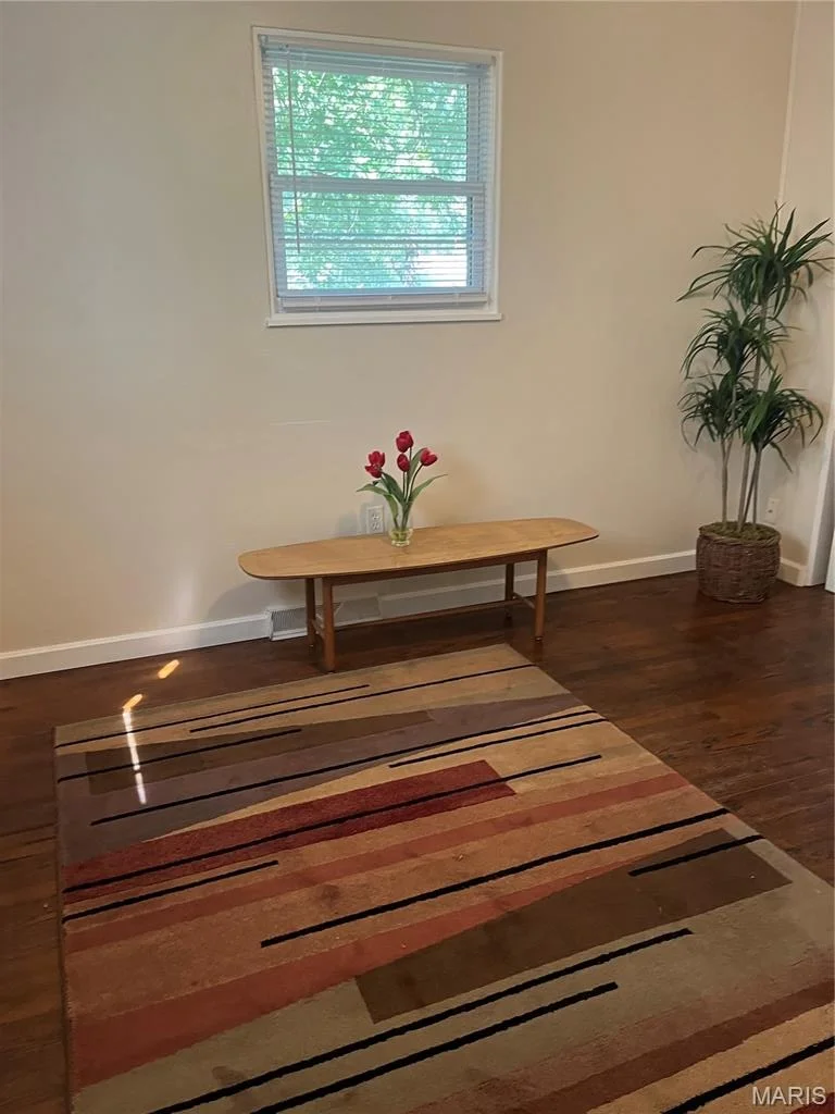 Photo of 121 Richmond Drive