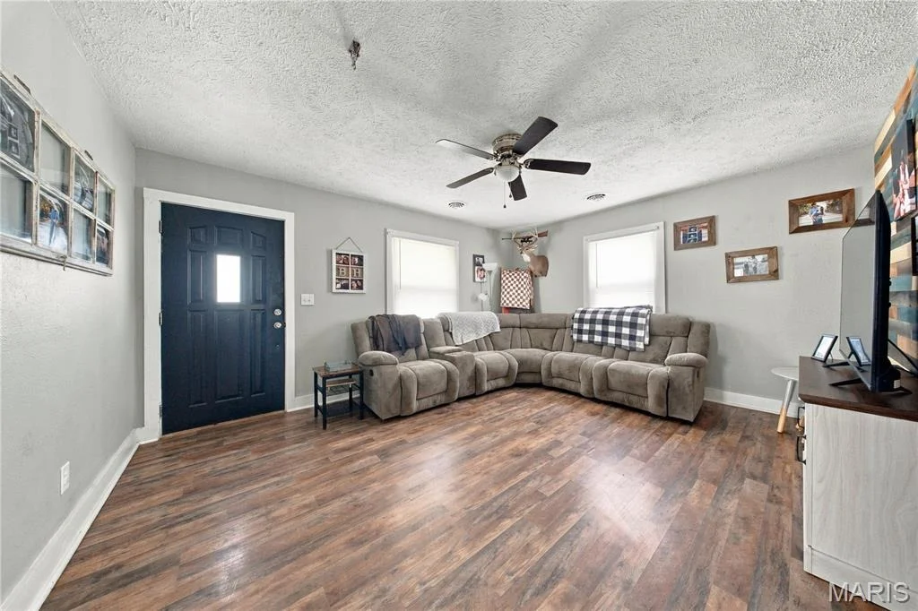 Photo of 100 N Pershing Avenue