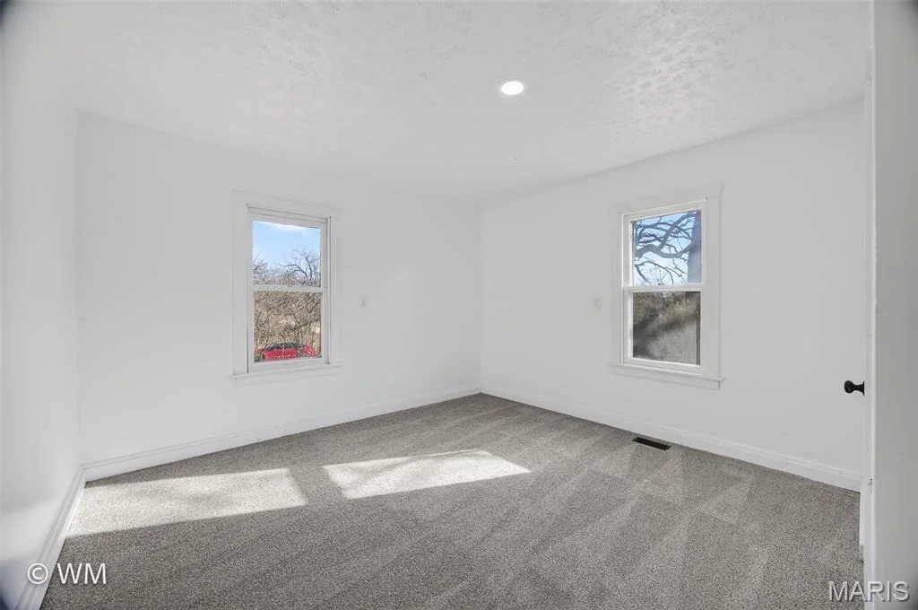 Photo of 16245 Badger Road