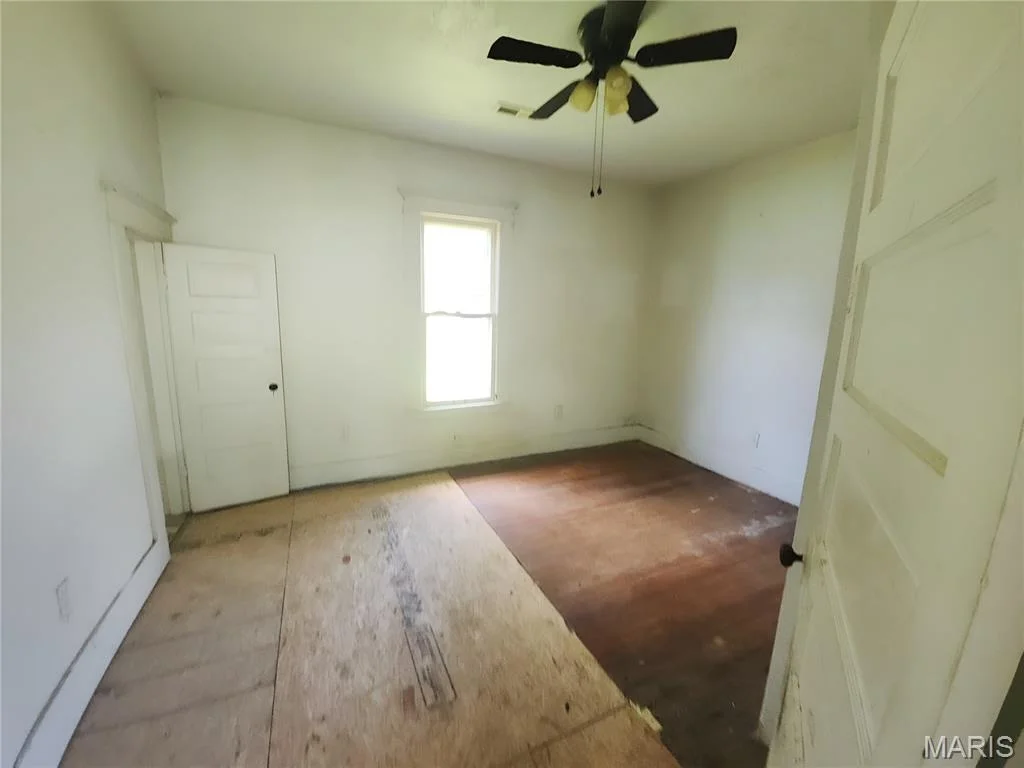 Photo of 302 N 3rd Street