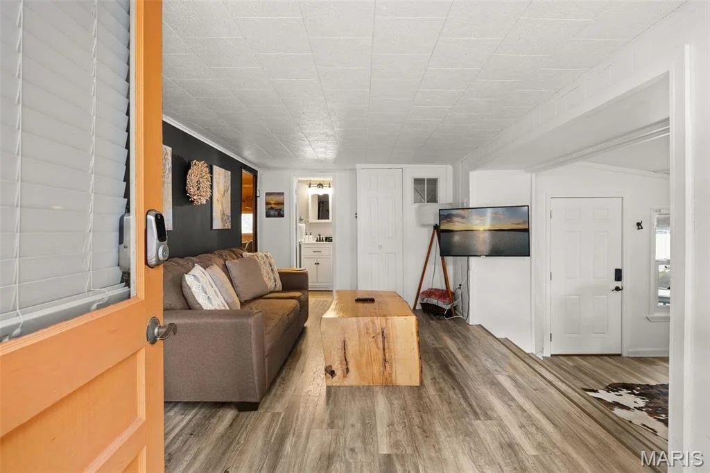 Photo of 33017 Fairglen Road