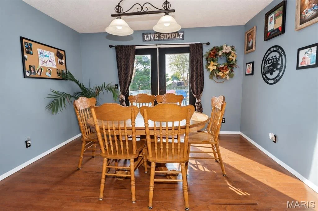 Photo of 808 Carrie Circle