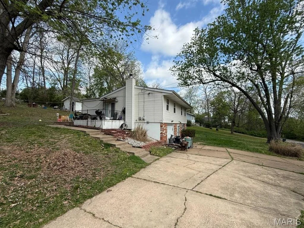 Photo of 2609 Forest Lane