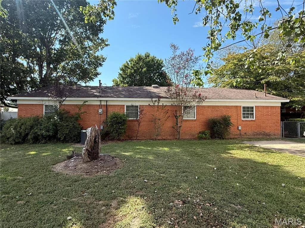 Photo of 938 Masterson Street
