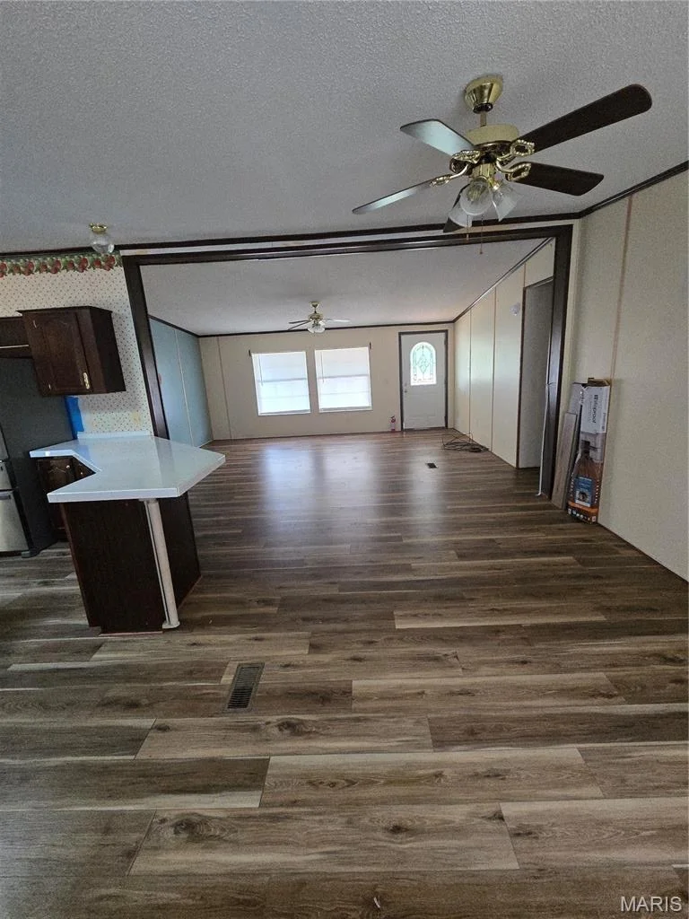 Photo of 7813 County Road 3850