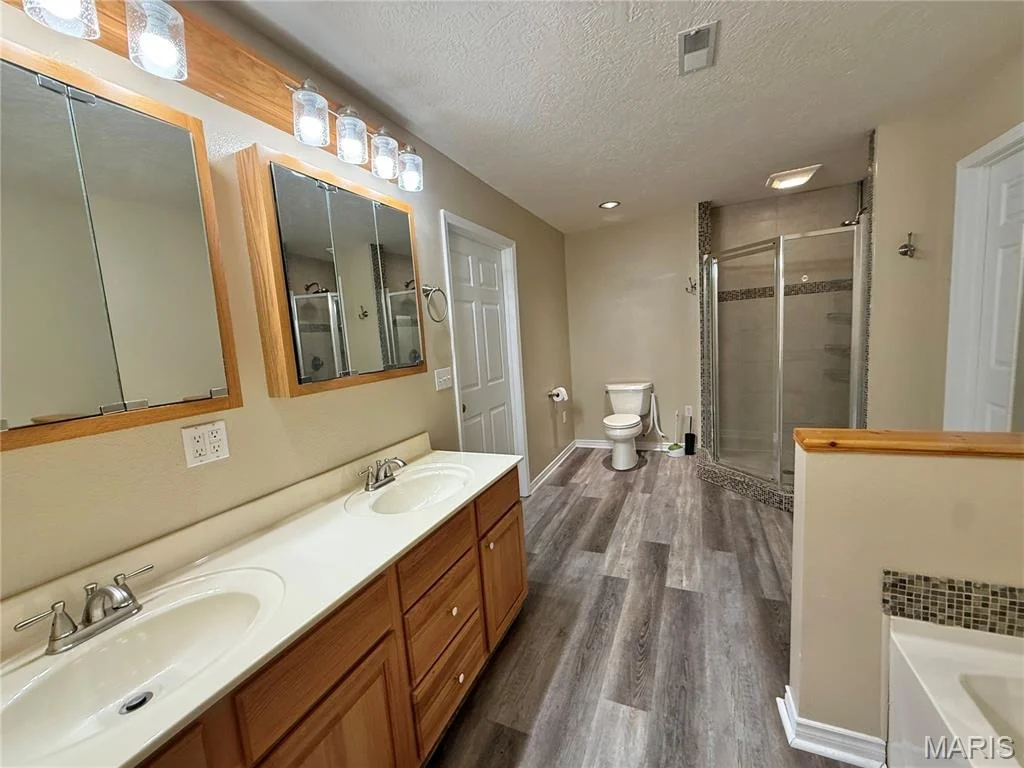 Photo of 7584 Private Road 2453