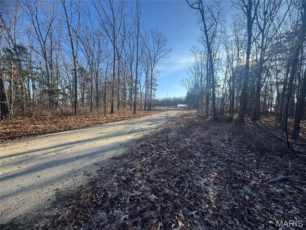 Photo of 42850 Maries Road 638