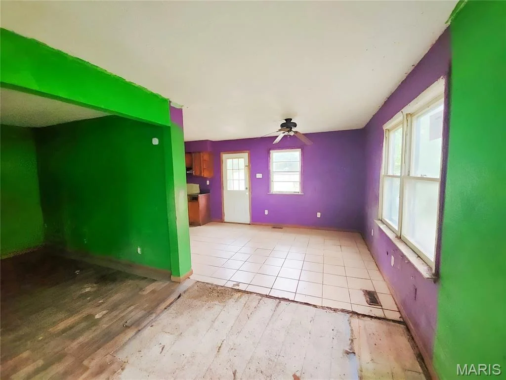 Photo of 907 Rock Road