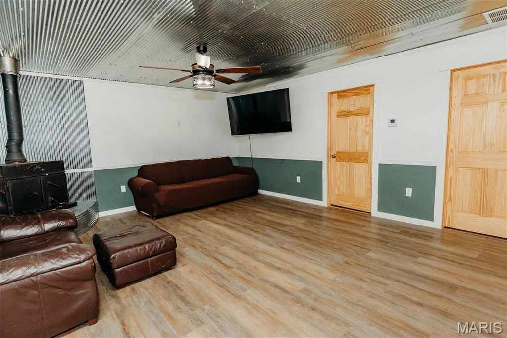 Photo of 21503 Highway 28 W