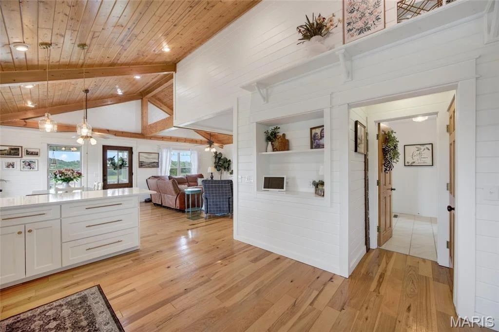 Photo of 2167 Susanna Road